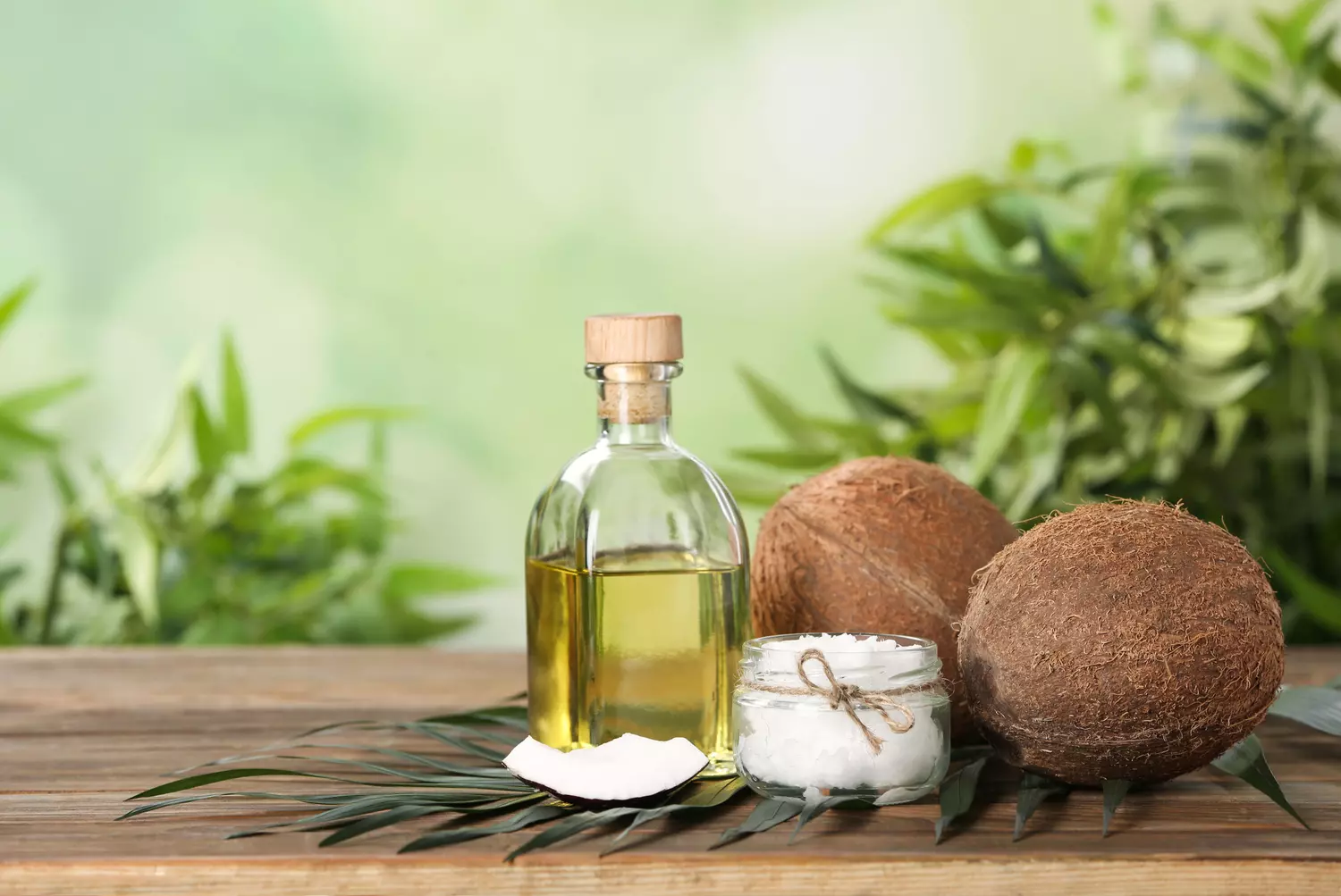 L'huile de coco offre de multiples bienfaits pour la peau